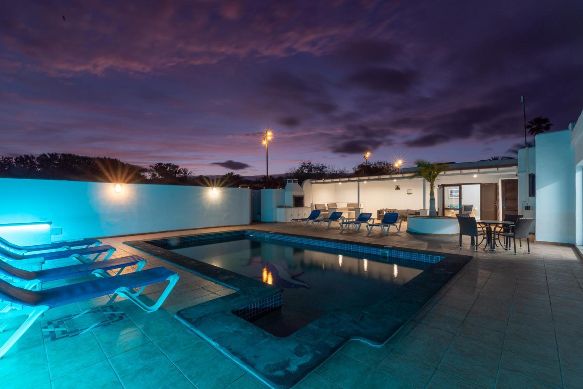 Villa Michelle - Lh114 By Villas Now Ltd Playa Blanca  Exteriér fotografie